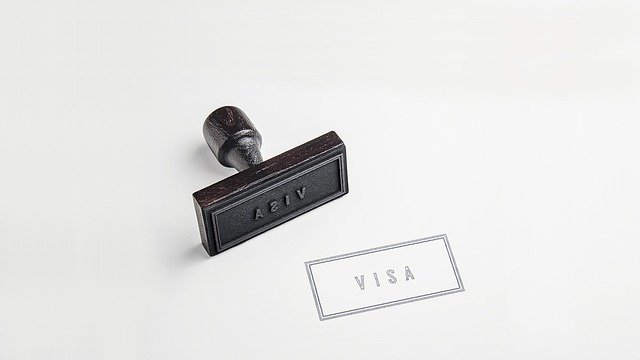 visa-3109800_640
